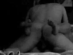 Tomo dos pollas. xxx ...