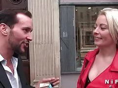 Ayudó madres culonas ...