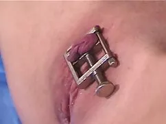 Masajista calvo lubr ...