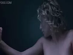 Las chicas tienen se ...