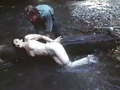 Chupa una gran polla ...