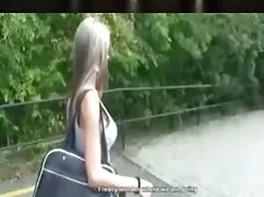 Sale el esperma del  ...