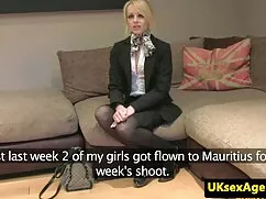 Nika se pajea una ma ...